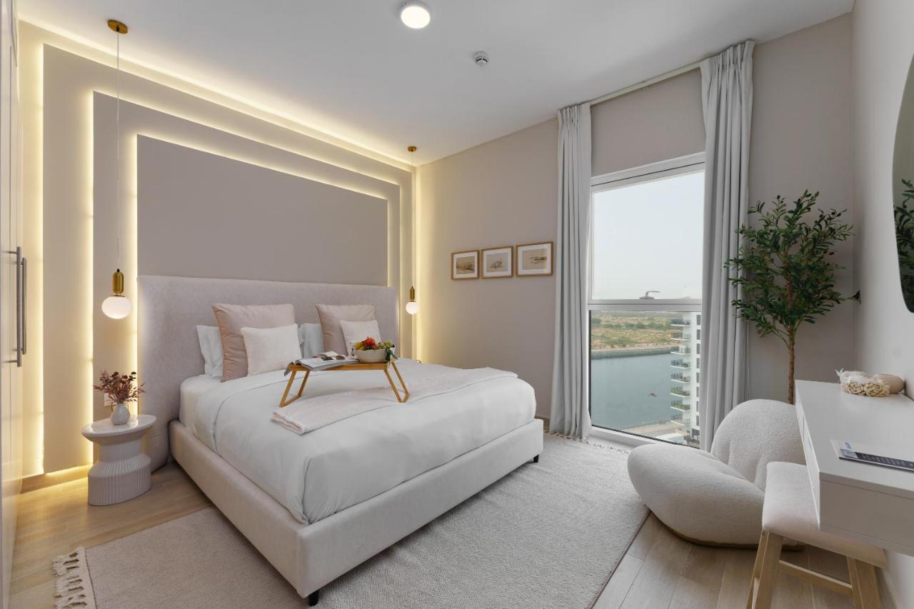 Apartamento Maison Privee - Charming Retreat With Panoramic Views On Yas Island *